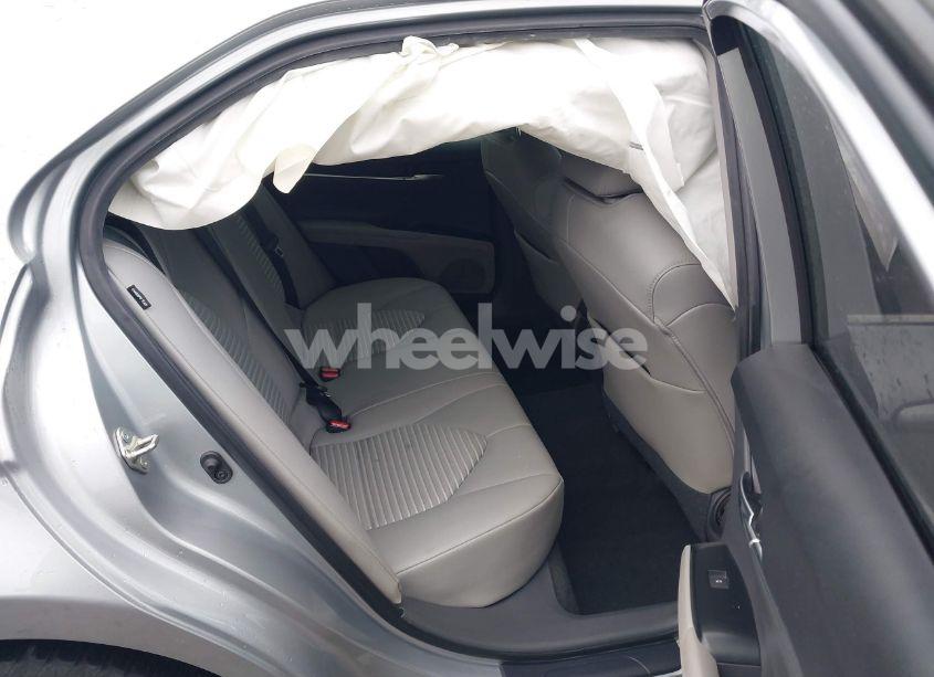 Photo 8 of 2020 Toyota Camry SE AWD (VIN 4T1J11BK6LU014872)