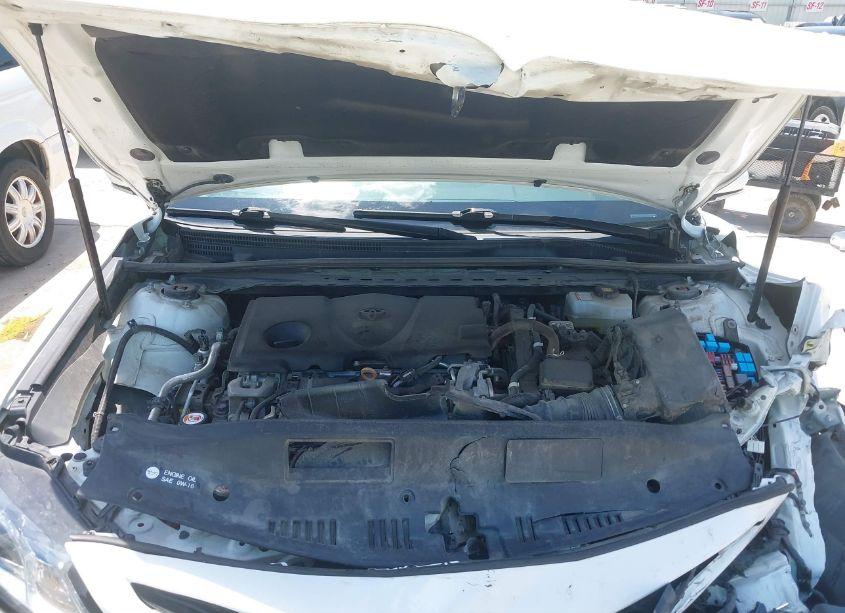 Photo 10 of 2020 Toyota Camry SE HYBRID (VIN 4T1J31AK1LU014371)