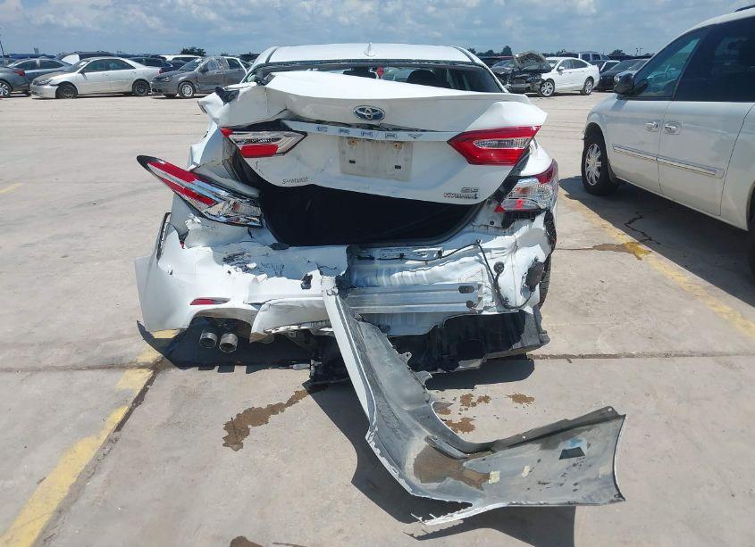 Photo 16 of 2020 Toyota Camry SE HYBRID (VIN 4T1J31AK1LU014371)