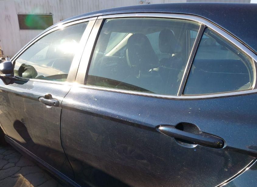 Photo 14 of 2020 Toyota Camry SE HYBRID (VIN 4T1J31AK1LU539088)