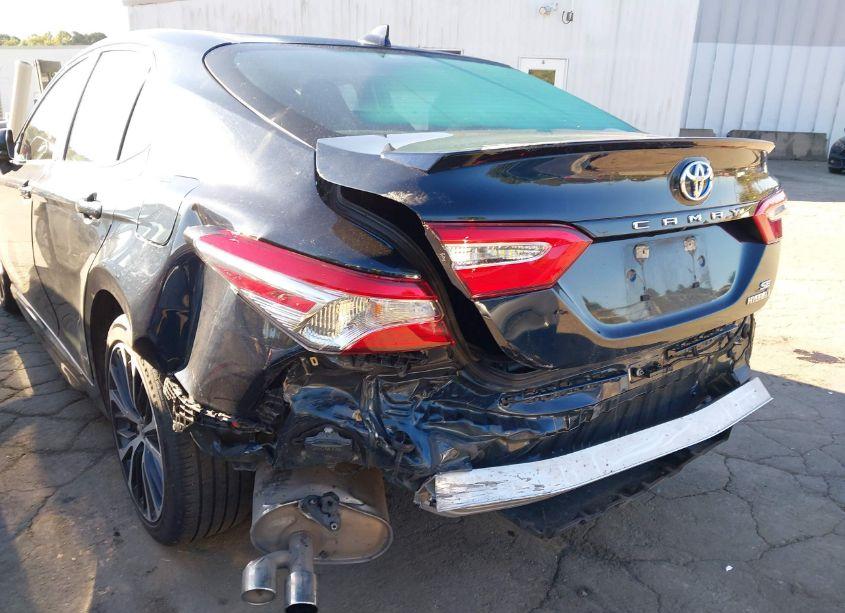 Photo 6 of 2020 Toyota Camry SE HYBRID (VIN 4T1J31AK1LU539088)