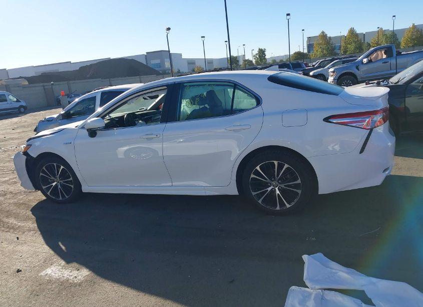 Photo 13 of 2020 Toyota Camry SE HYBRID (VIN 4T1J31AK3LU534569)