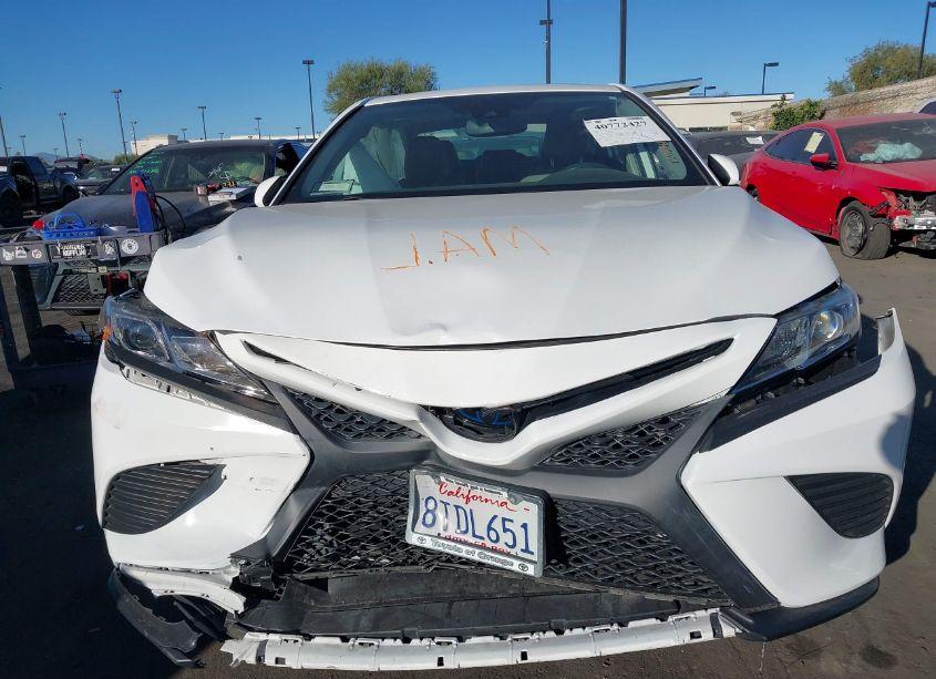 Photo 6 of 2020 Toyota Camry SE HYBRID (VIN 4T1J31AK3LU534569)