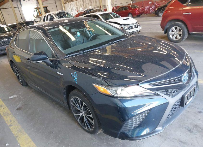 2020 Toyota Camry SE HYBRID (VIN 4T1J31AK4LU529543) main photo