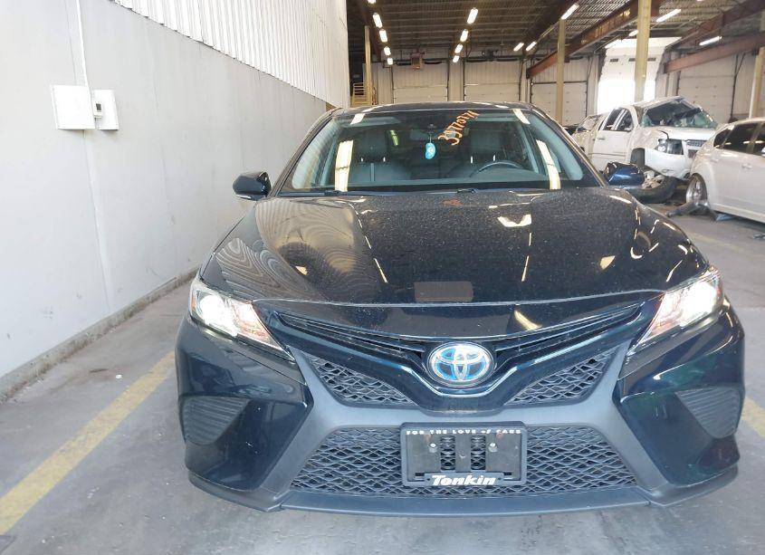 Photo 12 of 2020 Toyota Camry SE HYBRID (VIN 4T1J31AK4LU529543)