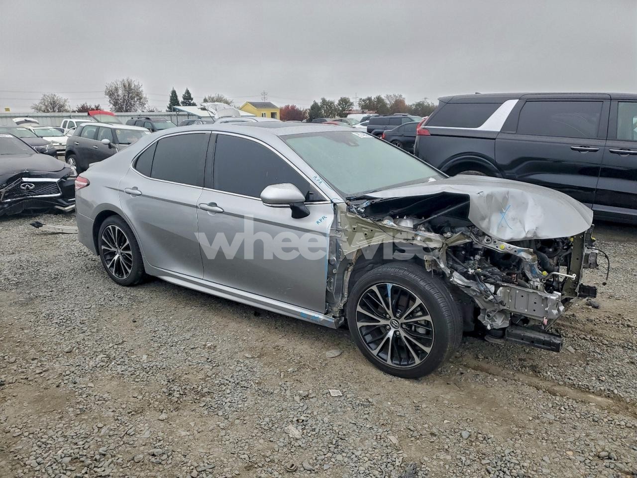 Photo 4 of 2020 TOYOTA CAMRY SE (VIN 4T1J31AK7LU524370)