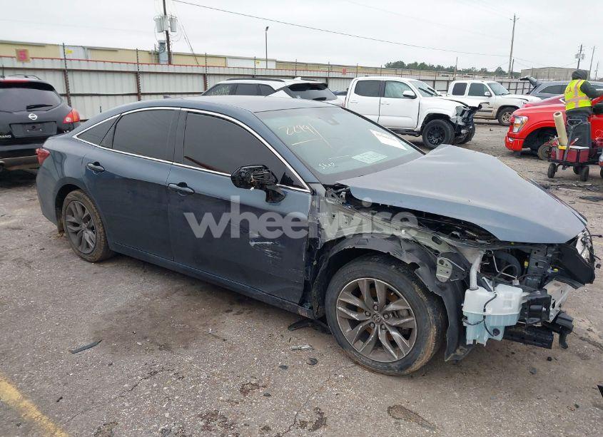 2022 Toyota Avalon XLE (VIN 4T1JZ1FB2NU073049) main photo