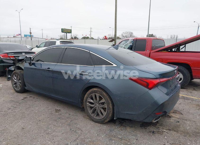 Photo 3 of 2022 Toyota Avalon XLE (VIN 4T1JZ1FB2NU073049)