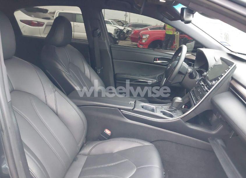 Photo 5 of 2022 Toyota Avalon XLE (VIN 4T1JZ1FB2NU073049)