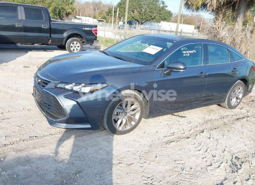 Photo 2 of 2022 Toyota Avalon XLE (VIN 4T1JZ1FB2NU085136)