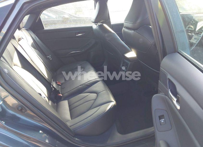 Photo 8 of 2022 Toyota Avalon XLE (VIN 4T1JZ1FB2NU085136)