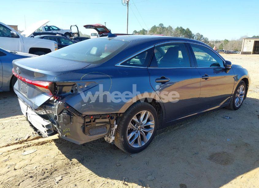 Photo 4 of 2022 Toyota Avalon XLE (VIN 4T1JZ1FB5NU086281)