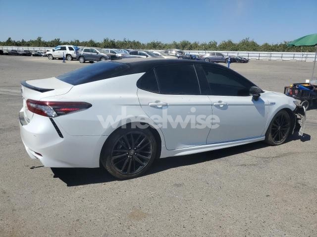 Photo 3 of 2021 TOYOTA CAMRY XSE (VIN 4T1K31AK0MU028493)