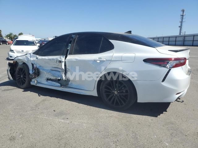 Photo 6 of 2021 TOYOTA CAMRY XSE (VIN 4T1K31AK0MU028493)