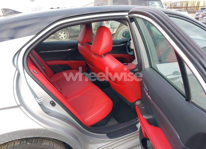 Photo 8 of 2024 Toyota Camry HYBRID XSE (VIN 4T1K31AK0RU065132)