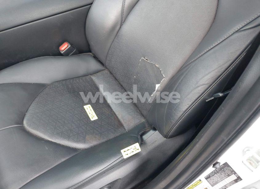 Photo 19 of 2021 Toyota Camry XSE HYBRID (VIN 4T1K31AK1MU564966)