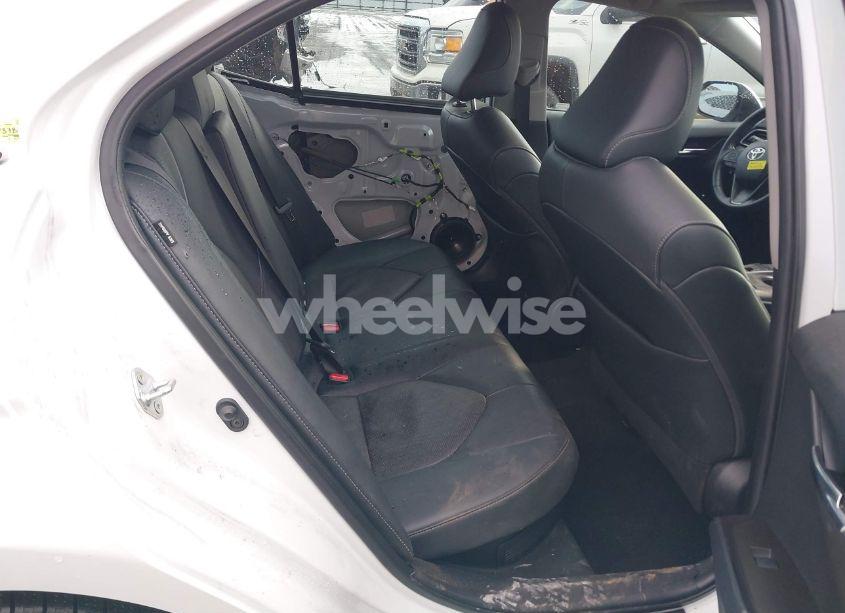 Photo 8 of 2021 Toyota Camry XSE HYBRID (VIN 4T1K31AK1MU564966)