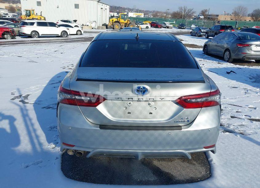Photo 17 of 2022 Toyota Camry XSE HYBRID (VIN 4T1K31AK1NU036880)