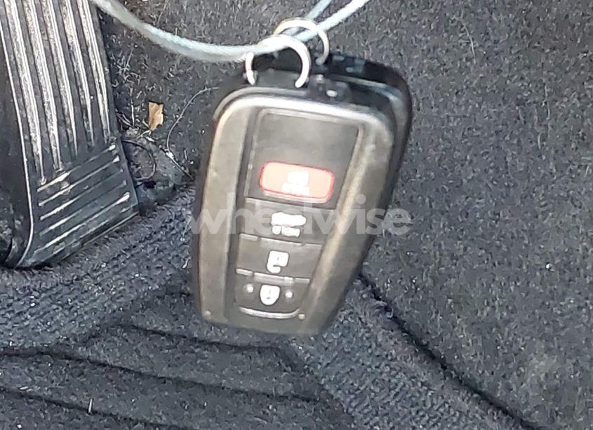 Photo 11 of 2022 Toyota Camry XSE HYBRID (VIN 4T1K31AK1NU044171)