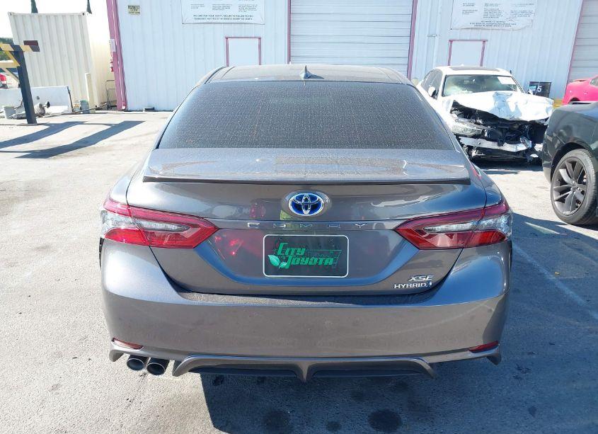 Photo 16 of 2023 Toyota Camry XSE HYBRID (VIN 4T1K31AK2PU600071)