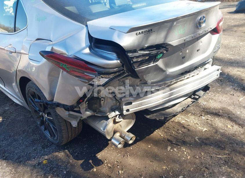 Photo 6 of 2024 Toyota Camry HYBRID XSE (VIN 4T1K31AK2RU074804)