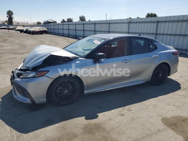 Photo 5 of 2021 TOYOTA CAMRY XSE (VIN 4T1K31AK3MU021277)