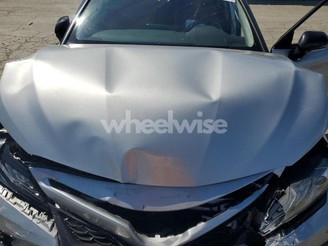 Photo 6 of 2021 TOYOTA CAMRY XSE (VIN 4T1K31AK3MU021277)