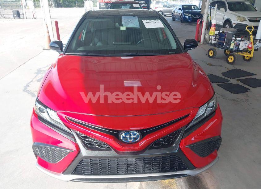 Photo 12 of 2022 Toyota Camry XSE HYBRID (VIN 4T1K31AK3NU032765)