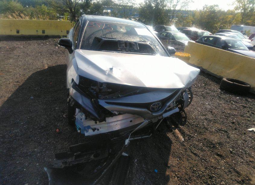 Photo 21 of 2022 Toyota Camry XSE HYBRID (VIN 4T1K31AK3NU044947)