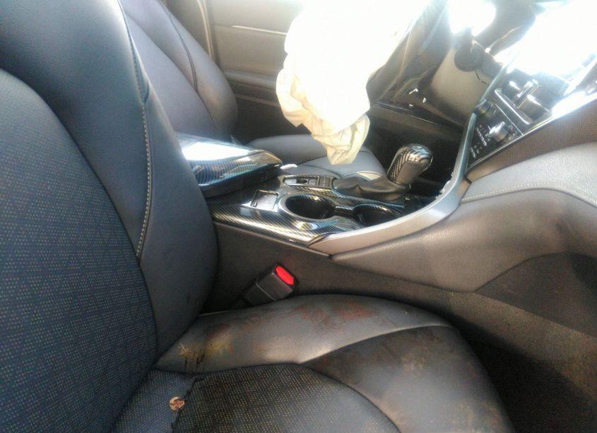 Photo 5 of 2022 Toyota Camry XSE HYBRID (VIN 4T1K31AK3NU044947)