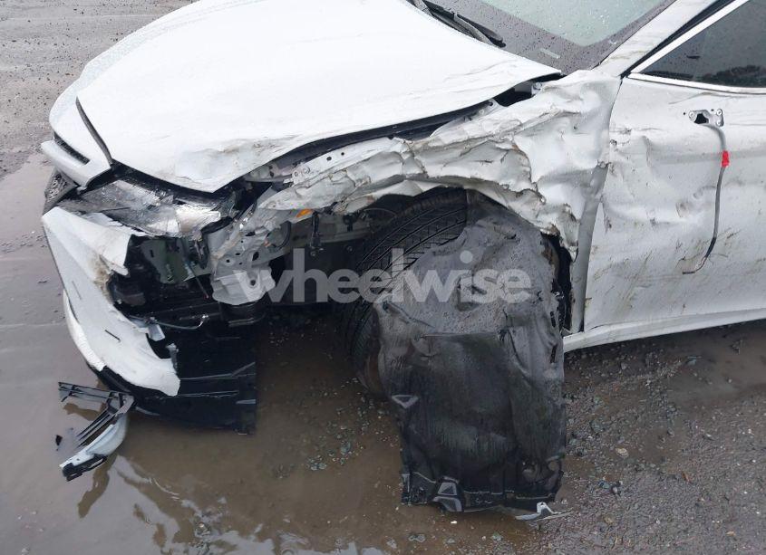 Photo 6 of 2024 Toyota Camry HYBRID XSE (VIN 4T1K31AK3RU066498)