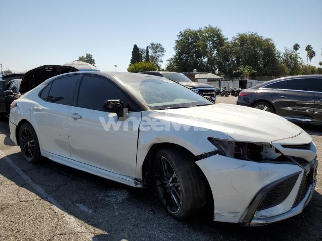 Photo 12 of 2021 TOYOTA CAMRY XSE (VIN 4T1K31AK4MU023460)