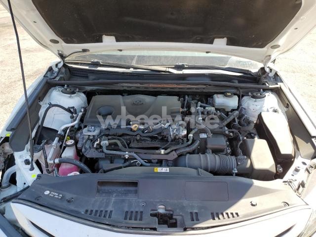 Photo 9 of 2021 TOYOTA CAMRY XSE (VIN 4T1K31AK4MU023460)