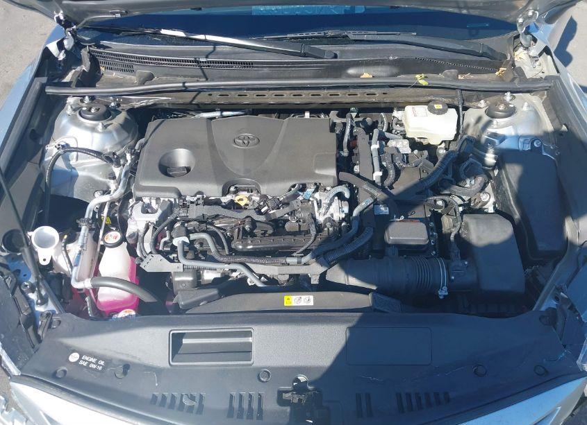 Photo 10 of 2022 Toyota Camry XSE HYBRID (VIN 4T1K31AK4NU597817)