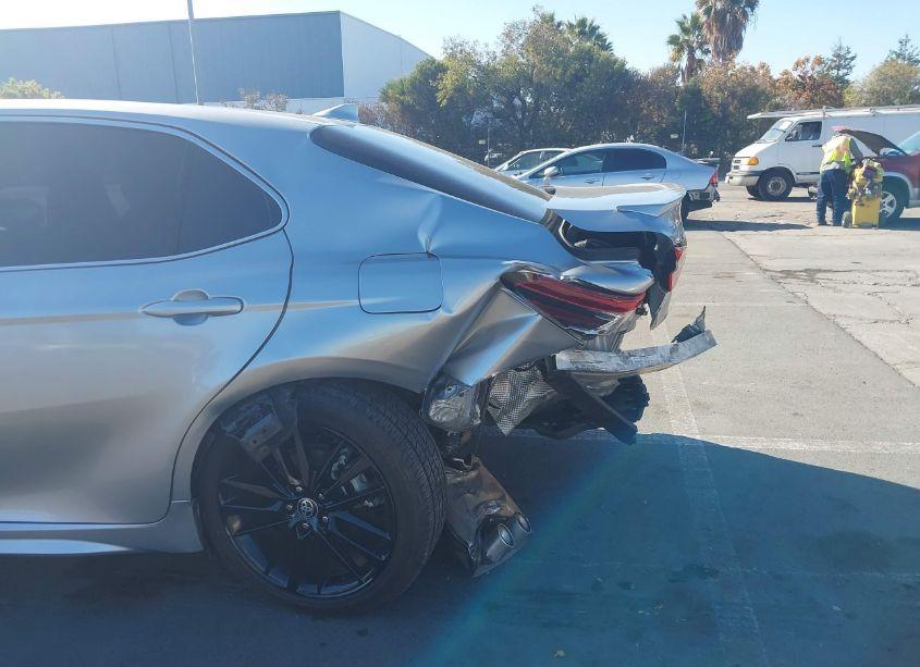 Photo 19 of 2022 Toyota Camry XSE HYBRID (VIN 4T1K31AK4NU597817)