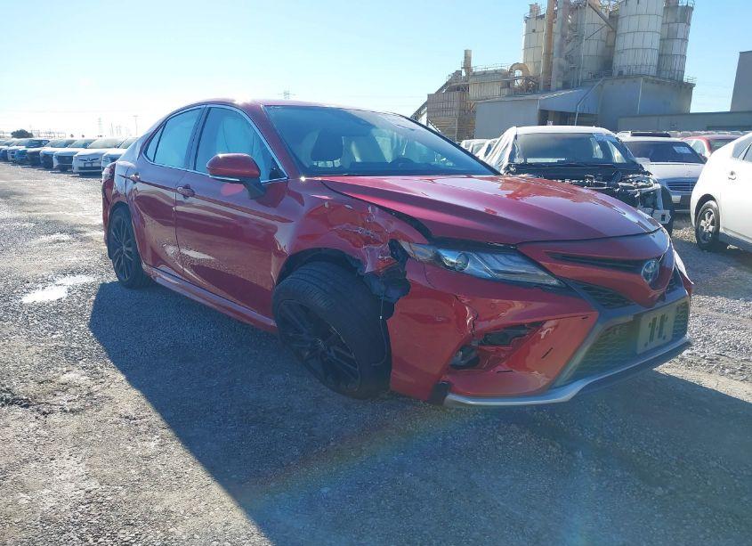 2023 Toyota Camry XSE HYBRID (VIN 4T1K31AK4PU055636) main photo