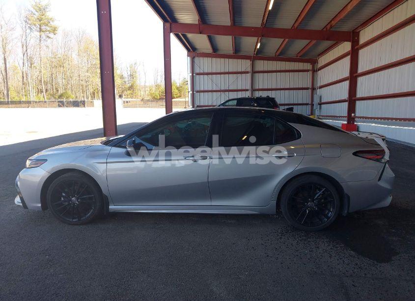 Photo 14 of 2024 Toyota Camry HYBRID XSE (VIN 4T1K31AK4RU065263)