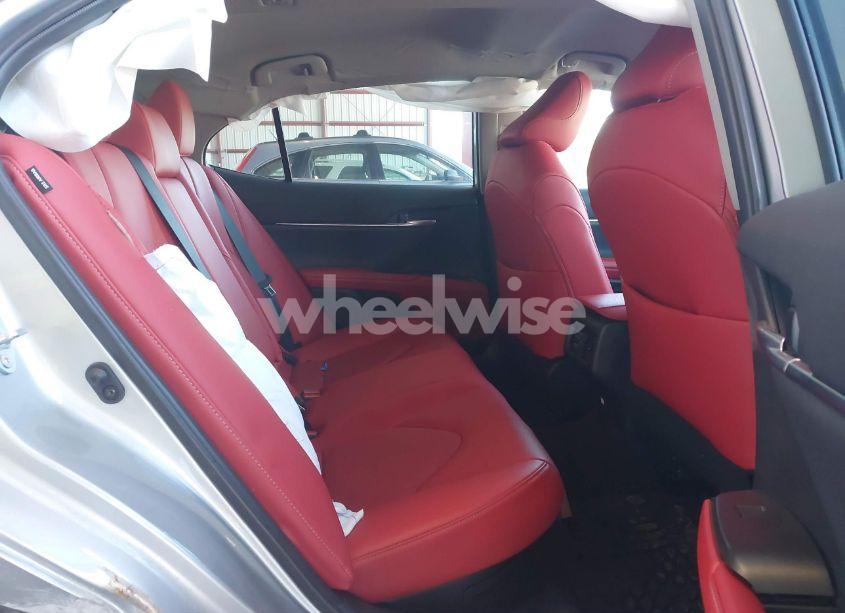 Photo 8 of 2024 Toyota Camry HYBRID XSE (VIN 4T1K31AK4RU065263)