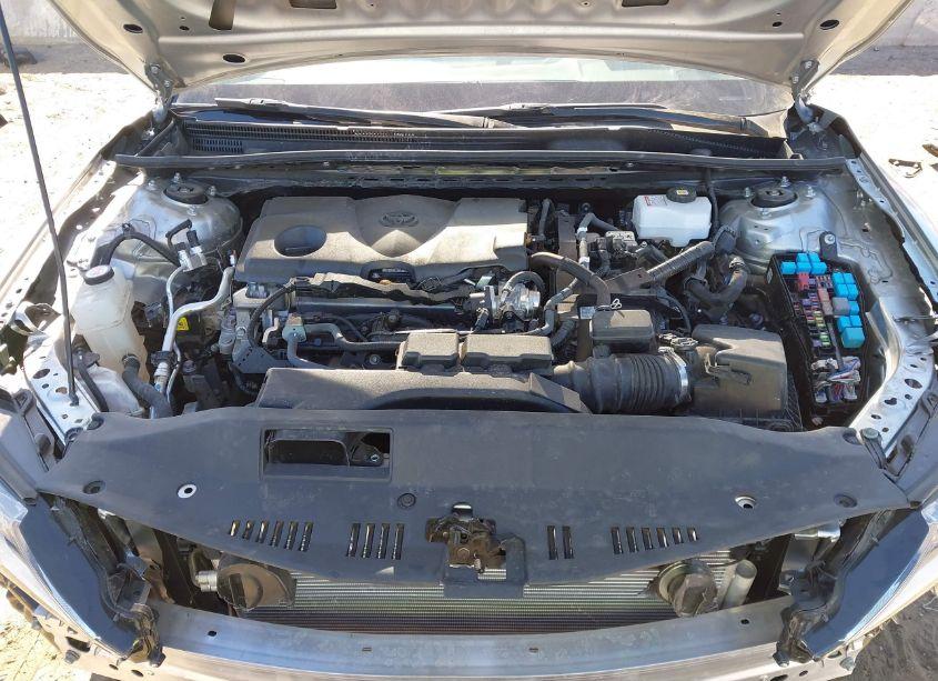 Photo 10 of 2024 Toyota Camry HYBRID XSE (VIN 4T1K31AK4RU069880)