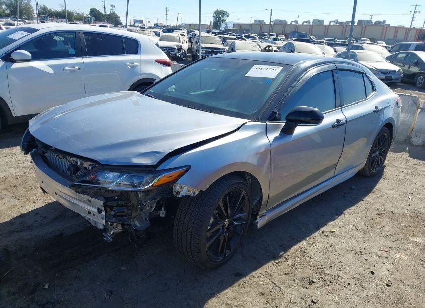 Photo 2 of 2024 Toyota Camry HYBRID XSE (VIN 4T1K31AK4RU069880)