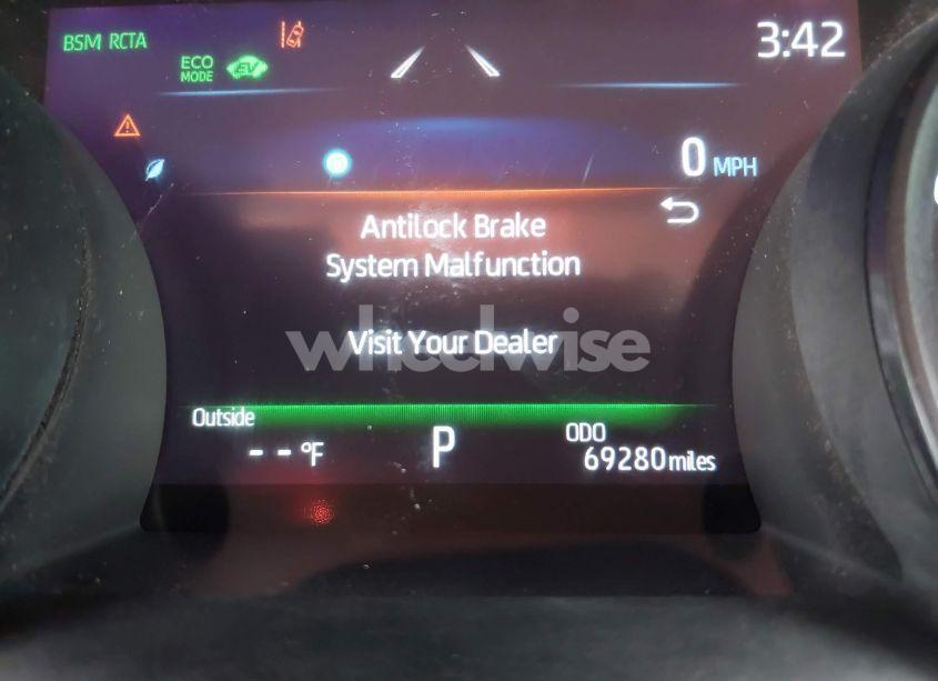 Photo 16 of 2021 Toyota Camry XSE HYBRID (VIN 4T1K31AK5MU030286)