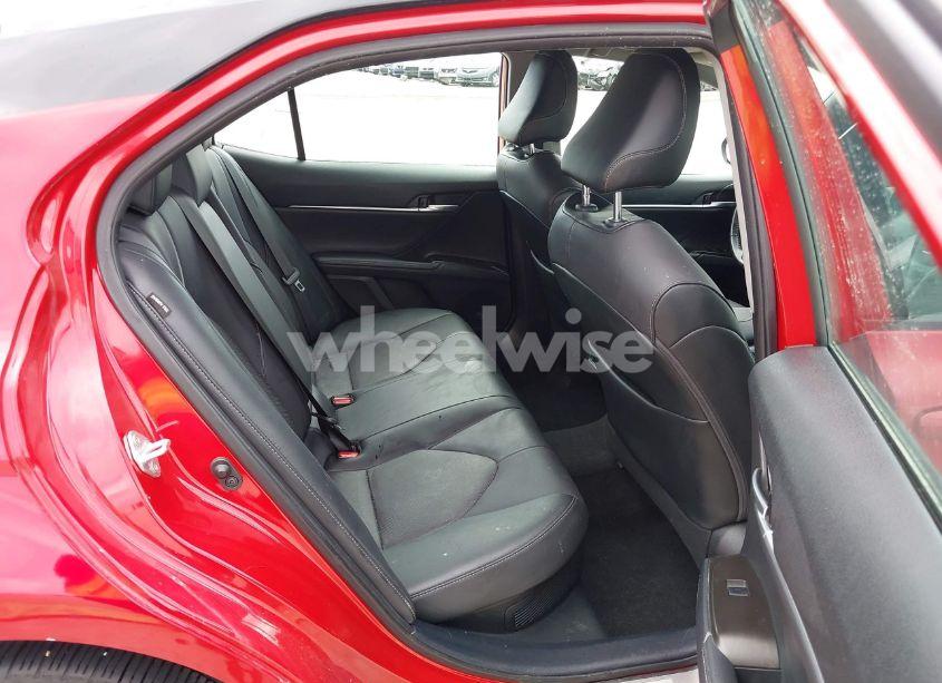 Photo 8 of 2021 Toyota Camry XSE HYBRID (VIN 4T1K31AK5MU030286)