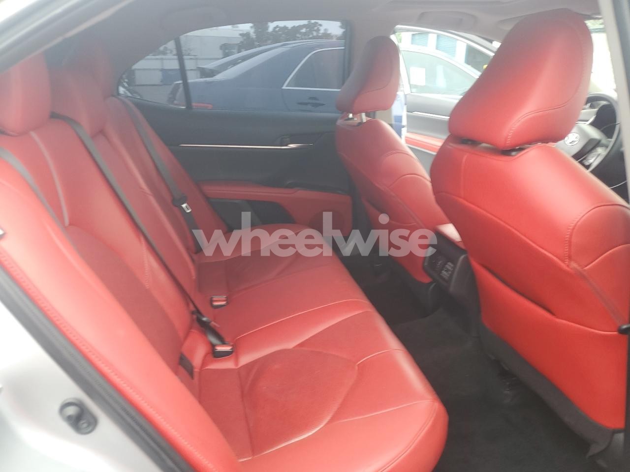 Photo 10 of 2022 TOYOTA CAMRY XSE (VIN 4T1K31AK5NU036669)