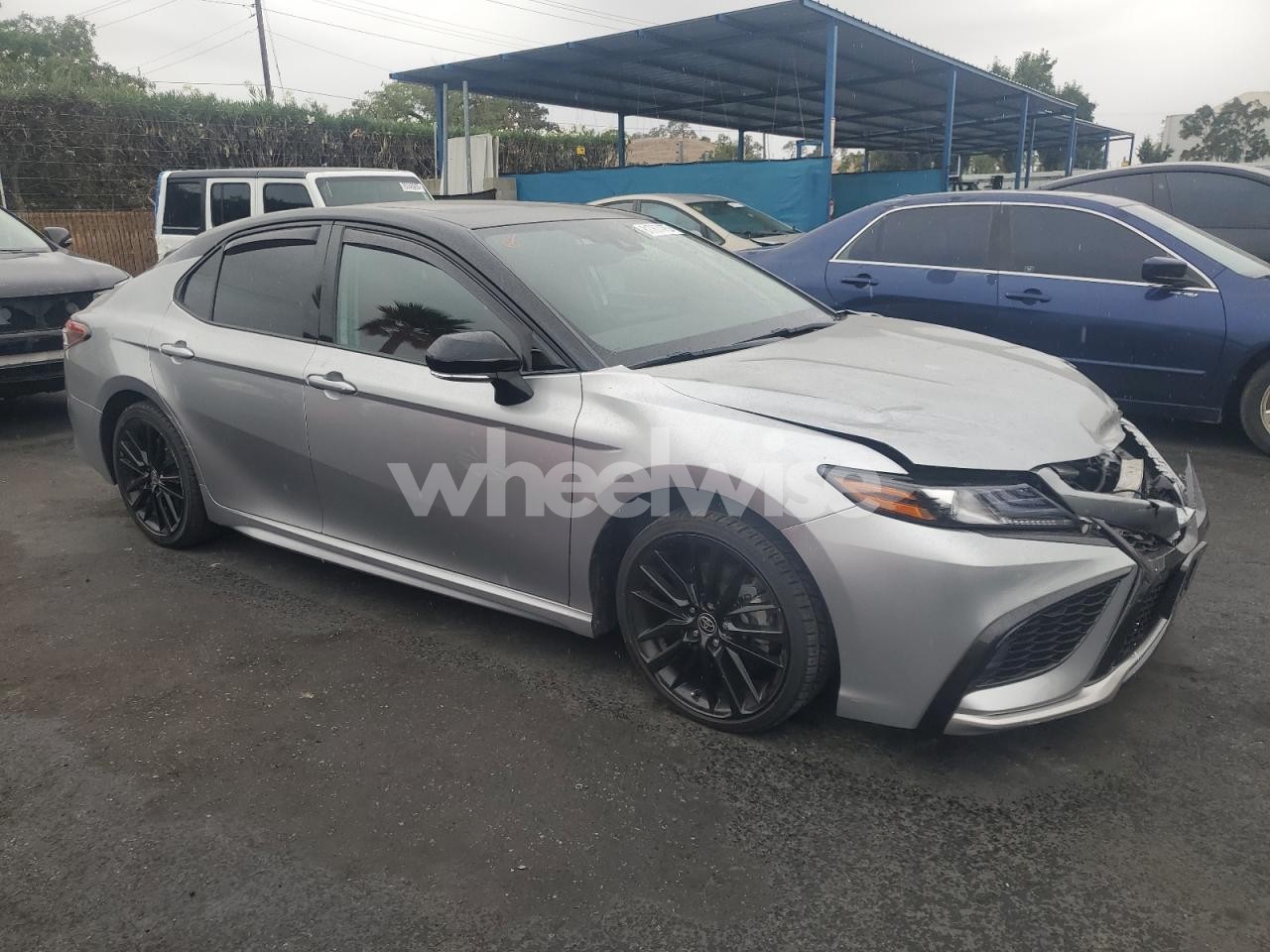 Photo 4 of 2022 TOYOTA CAMRY XSE (VIN 4T1K31AK5NU036669)