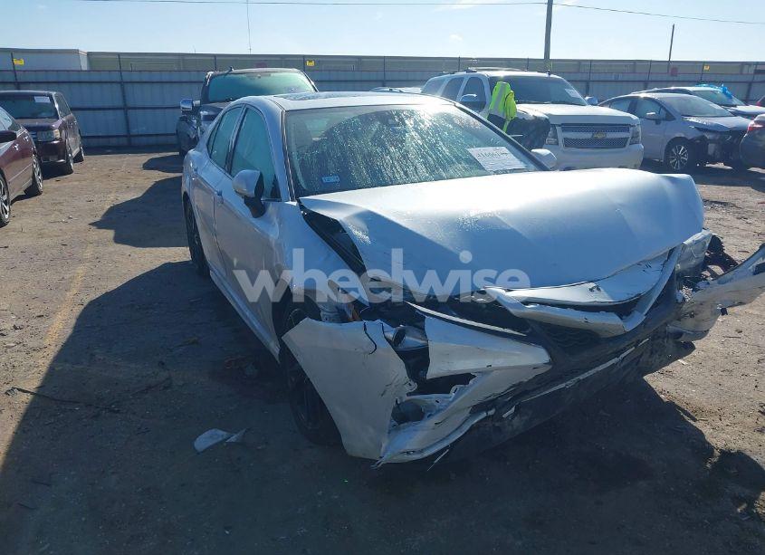 2023 Toyota Camry XSE HYBRID (VIN 4T1K31AK5PU604552) main photo