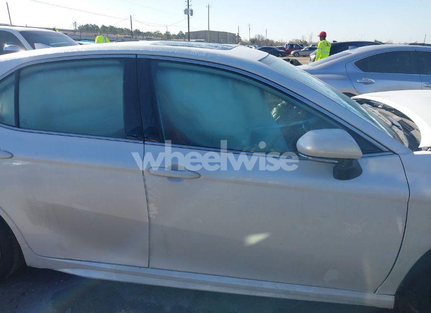 Photo 13 of 2023 Toyota Camry XSE HYBRID (VIN 4T1K31AK5PU604552)