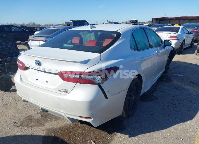 Photo 4 of 2023 Toyota Camry XSE HYBRID (VIN 4T1K31AK5PU604552)