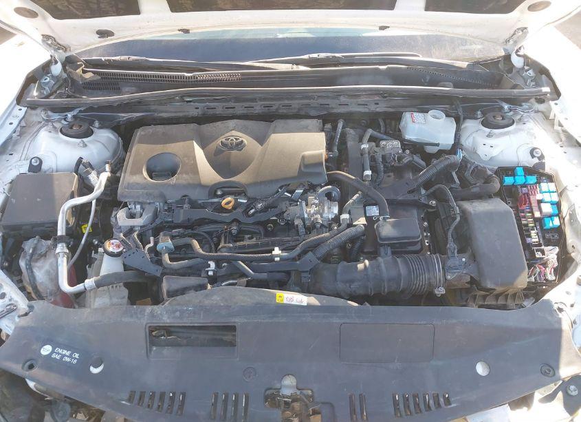 Photo 10 of 2021 Toyota Camry XSE HYBRID (VIN 4T1K31AK6MU024478)