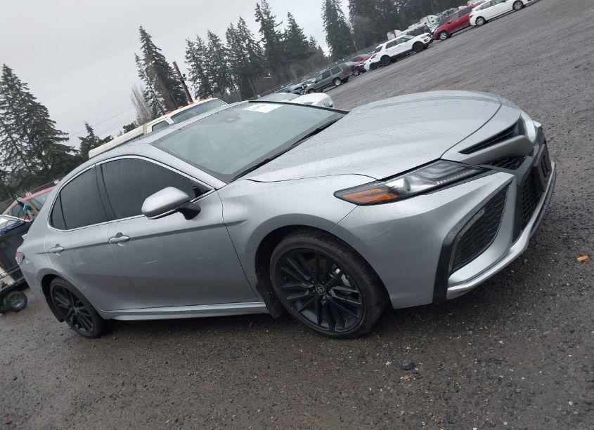 Photo 13 of 2024 Toyota Camry HYBRID XSE (VIN 4T1K31AK6RU626577)