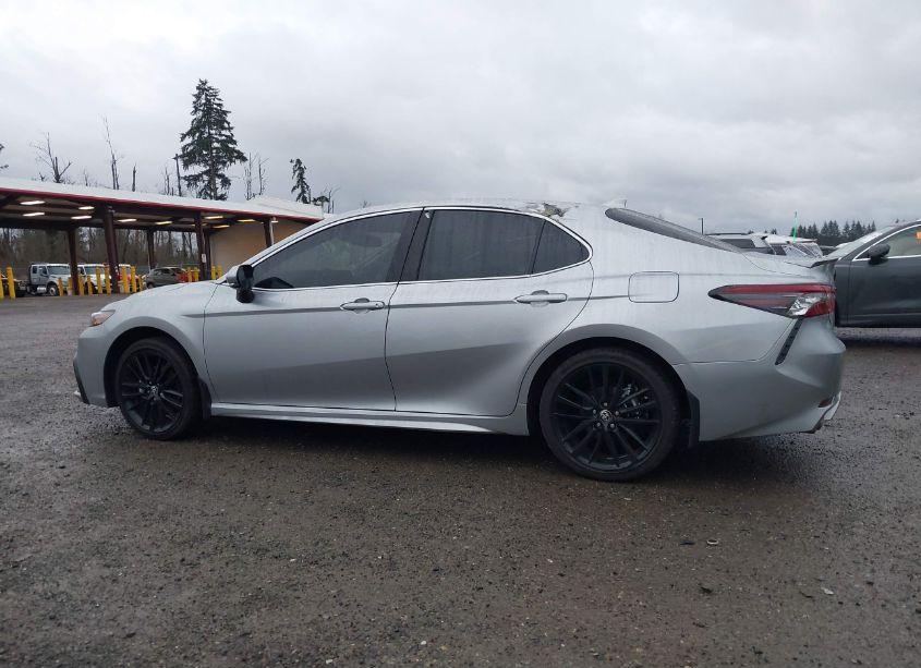 Photo 14 of 2024 Toyota Camry HYBRID XSE (VIN 4T1K31AK6RU626577)